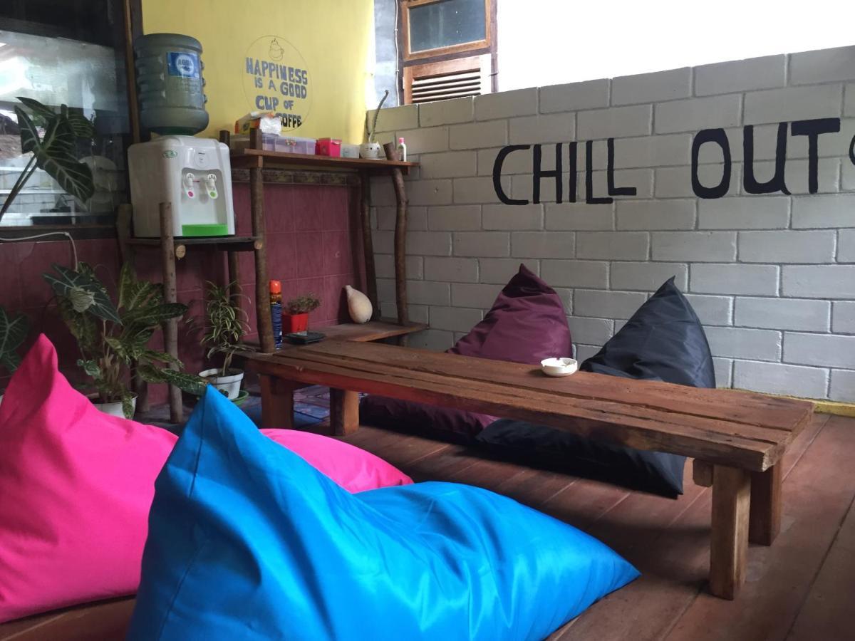 Owl Hostel 카리문자와 외부 사진