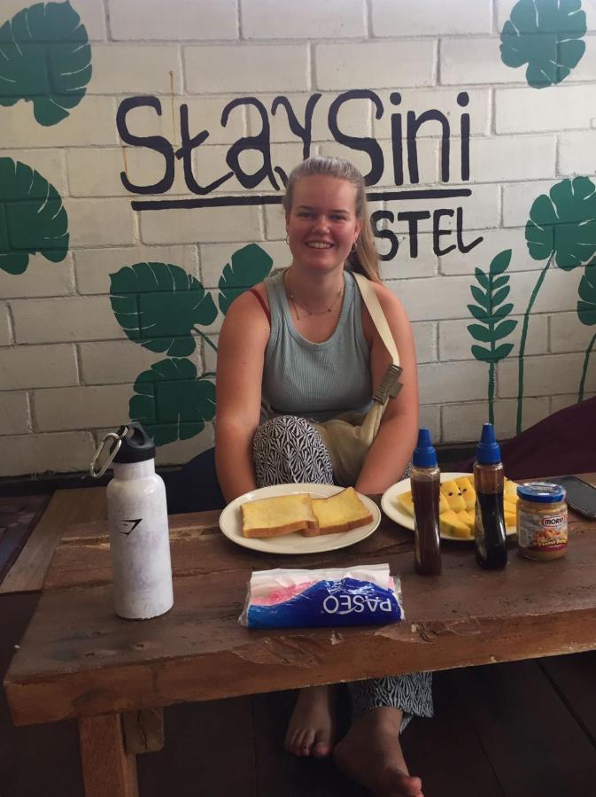 Owl Hostel 카리문자와 외부 사진